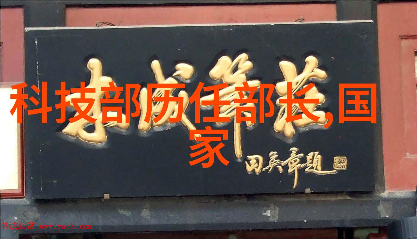 公交车最后一排被多人C我是那天公交车上的活祭品