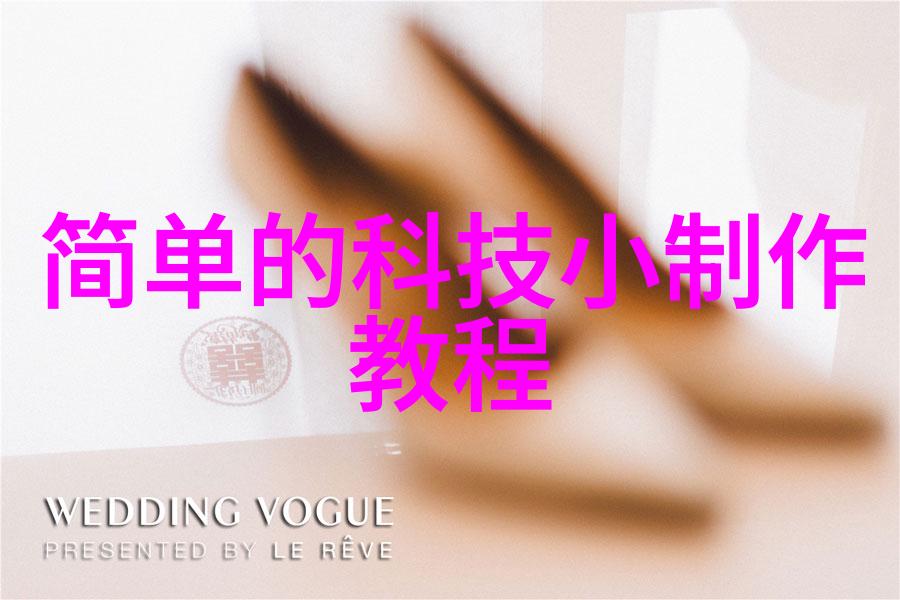 化工净制烘焙原料低温粉碎机与香料超微粉碎机并列而立如同风选吸尘式超微粉碎机一般各具千秋之能