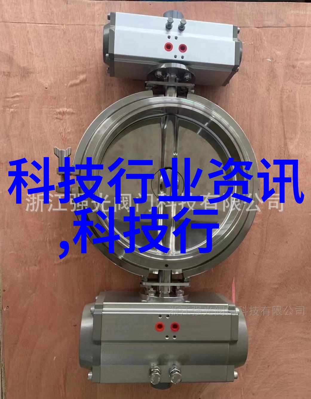 现代建筑装饰新宠彩钢压瓦机的魅力与应用