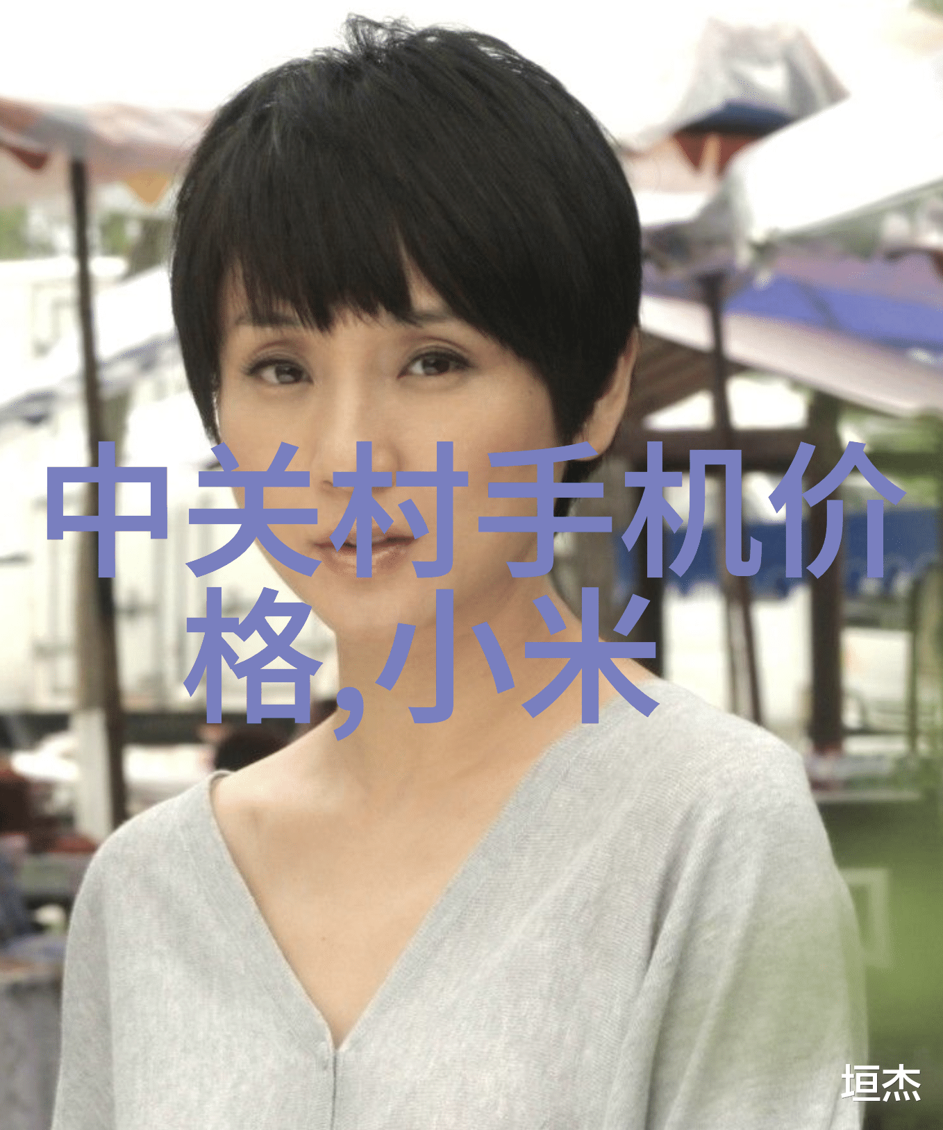 现代简约风格的卧室墙纸搭配技巧