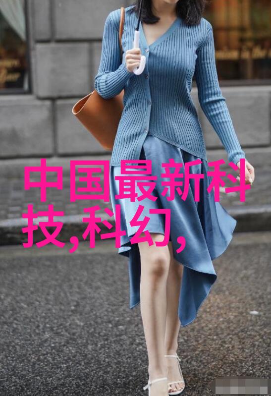 德国科学家发明新型电话机器人手臂自动为电动汽车充电