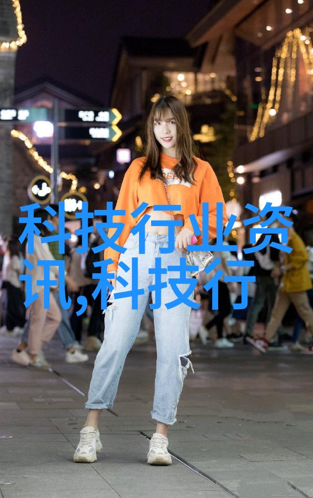2022年最新客厅装修风格轻奢与自然融合的时尚空间设计
