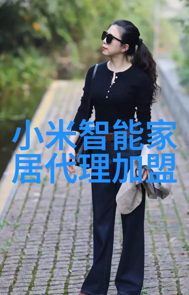 翩翩起舞的燕子揭秘古老村庄里的神奇传奇